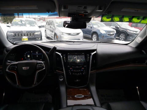 2017 Cadillac Escalade Luxury