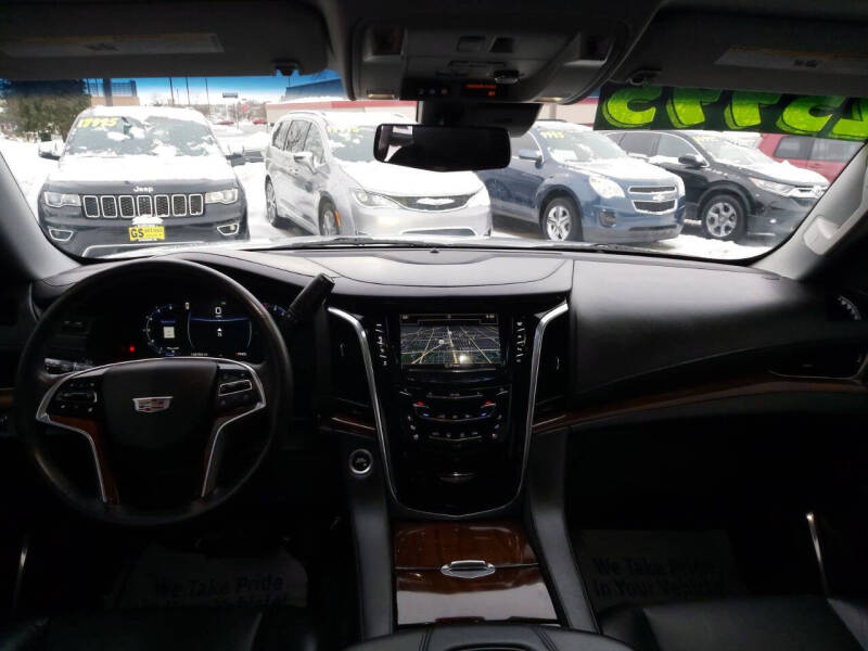 2017 Cadillac Escalade Luxury