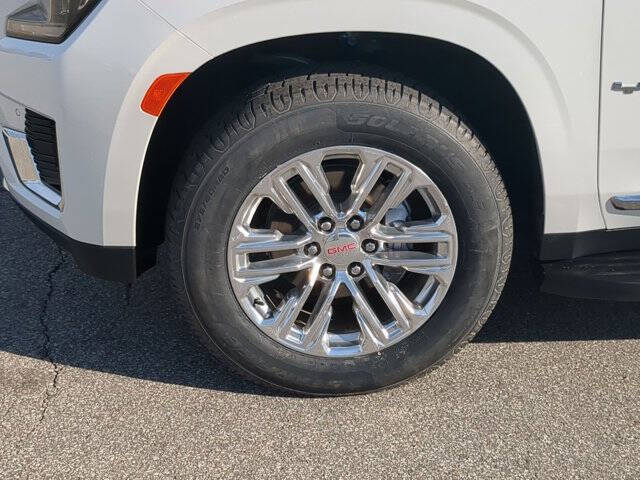 2023 GMC Yukon XL SLT