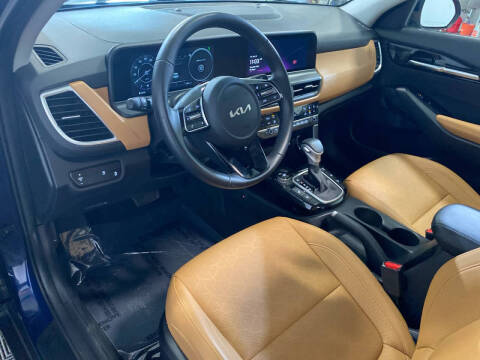 2024 Kia Seltos EX