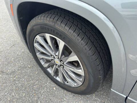 2023 Chevrolet Traverse Premier