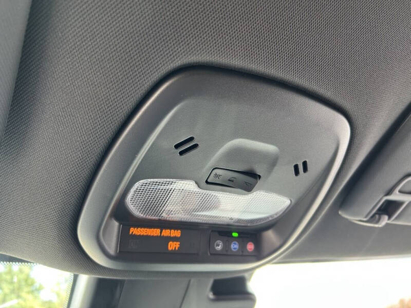 2025 Chevrolet Trax RS