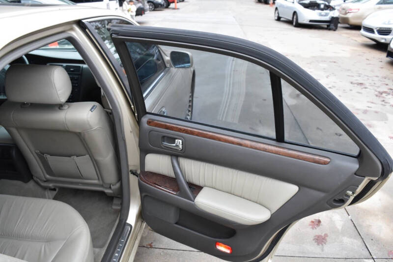 2000 Infiniti Q45 Anniversary