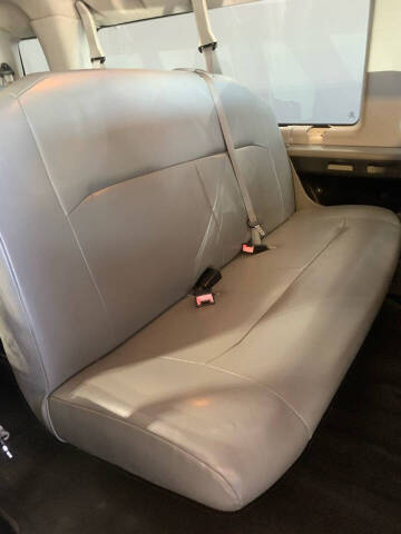 2013 Ford E-Series E-350 SD XLT