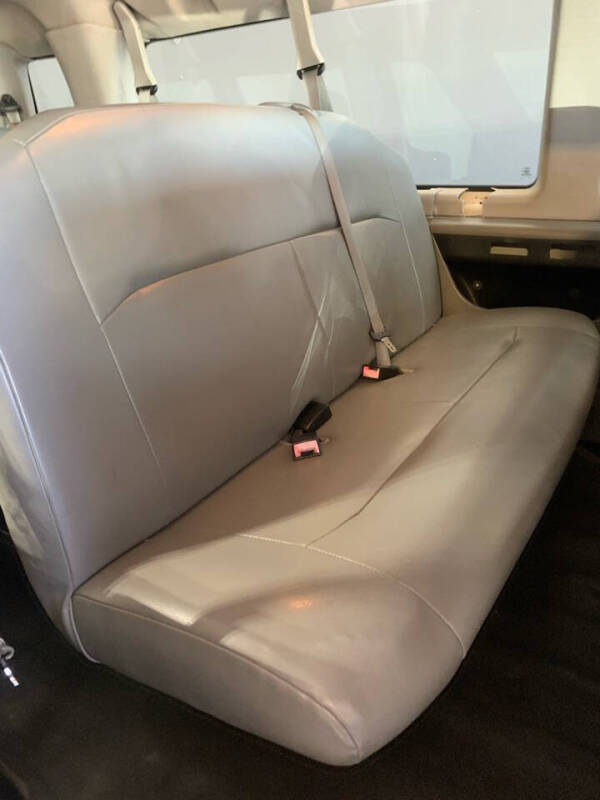 2013 Ford E-Series E-350 SD XLT