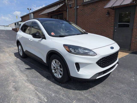 2020 Ford Escape SE