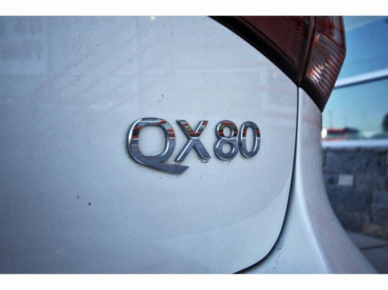 2017 Infiniti QX80