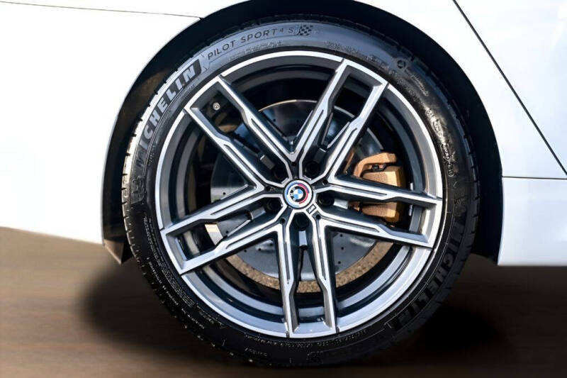 2023 BMW M5