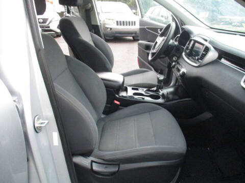 2019 Kia Sorento LX V6