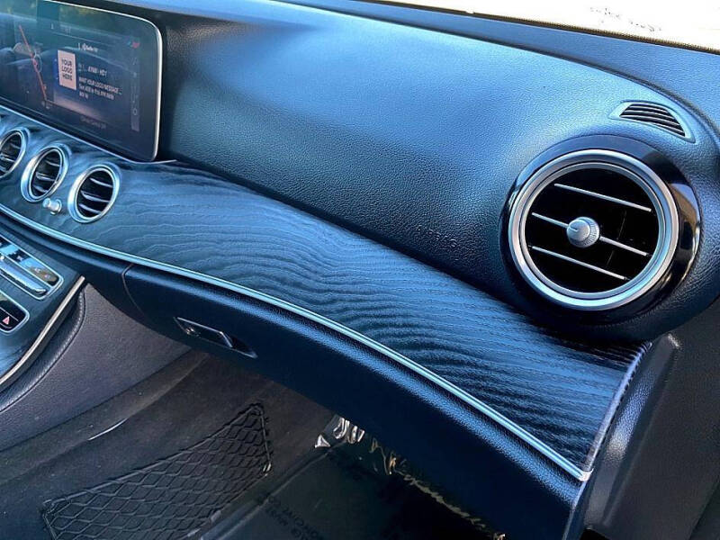 2018 Mercedes-Benz E-Class E 300