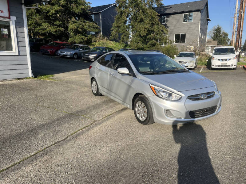 2016 Hyundai Accent SE