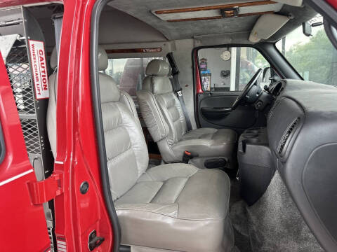2001 Dodge Ram Van 1500