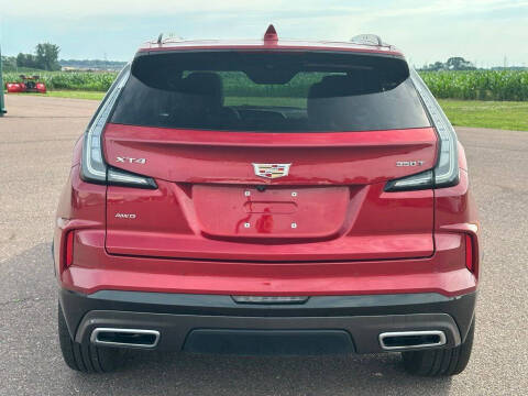 2025 Cadillac XT4 Sport