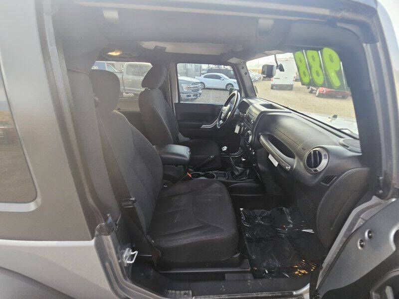 2013 Jeep Wrangler Sahara