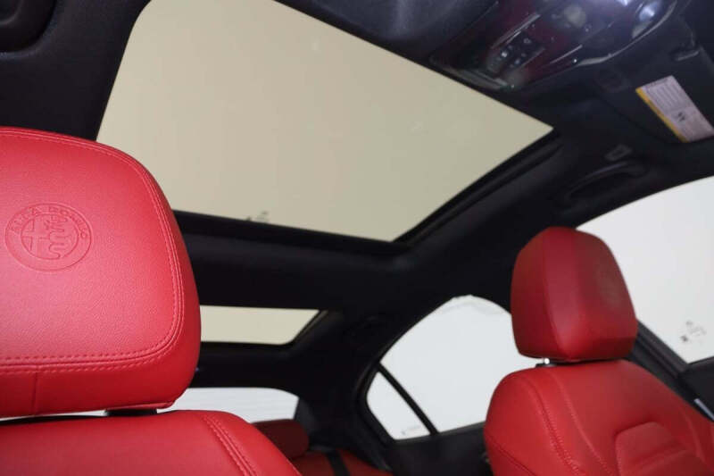 2025 Alfa Romeo Giulia