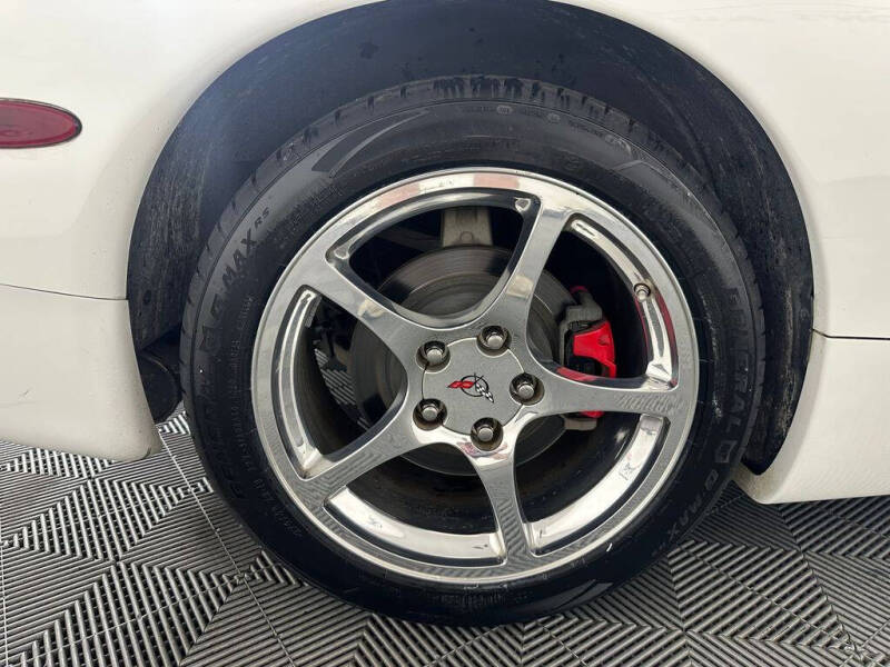 2004 Chevrolet Corvette