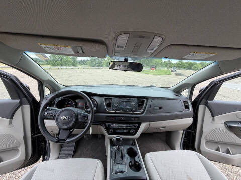 2016 Kia Sedona L