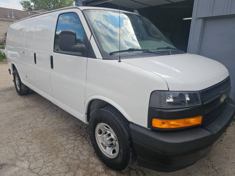 2022 Chevrolet Express 3500