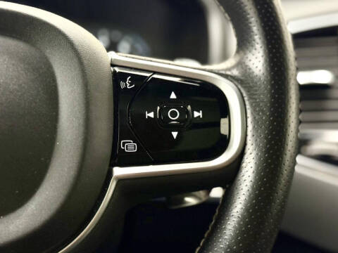 2019 Volvo XC90 T6 R-Design