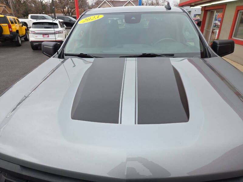 2023 Chevrolet Silverado 1500 Custom