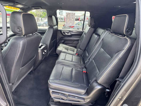 2021 GMC Yukon XL SLT