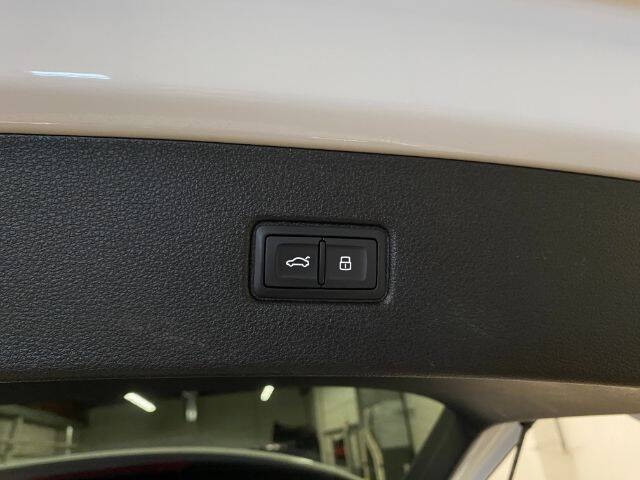 2020 Audi Q7 quattro Premium Plus 55 TFSI