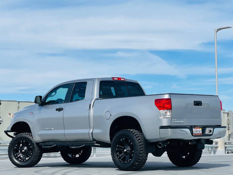 2013 Toyota Tundra Tundra Grade photo 18