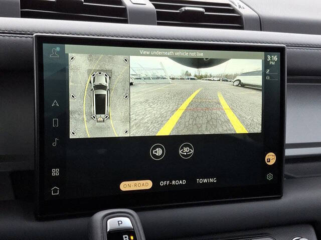 2025 Land Rover Defender 130 V8 P500