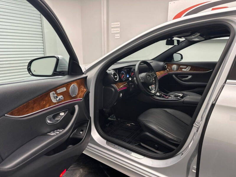 2017 Mercedes-Benz E-Class E 300 4MATIC