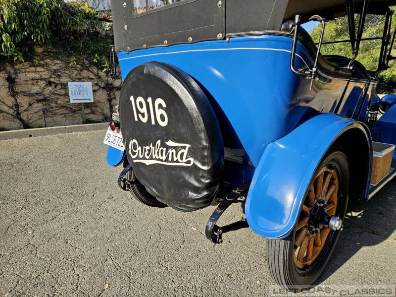 1916 Willys Overland