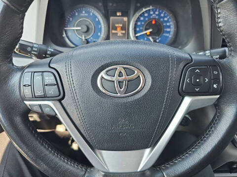 2017 Toyota Sienna XLE 7-Passenger