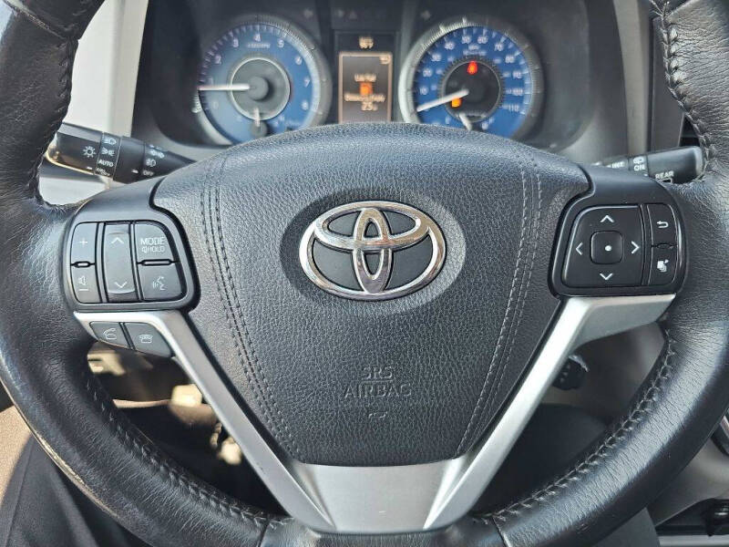 2017 Toyota Sienna XLE 7-Passenger