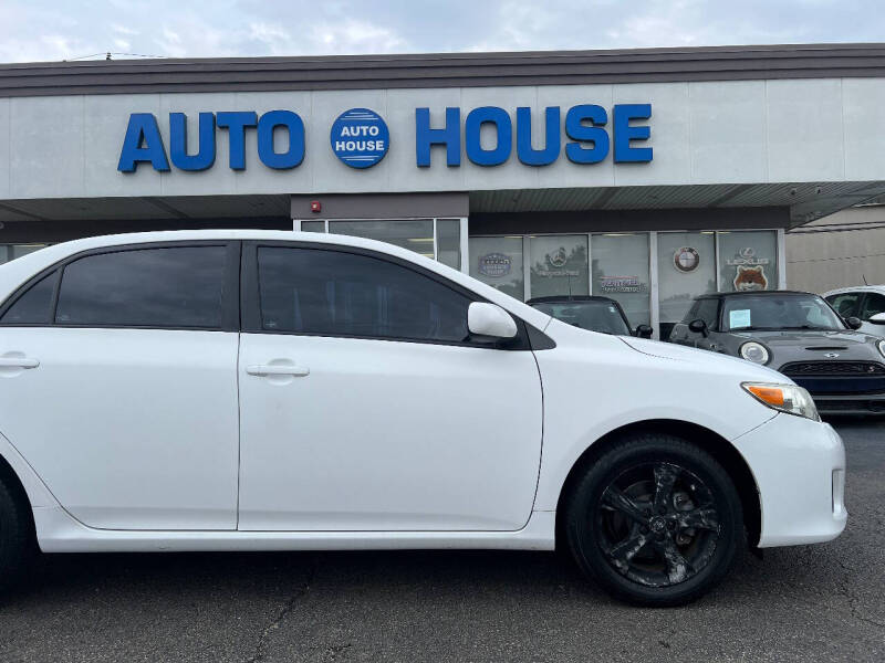 2011 Toyota Corolla LE