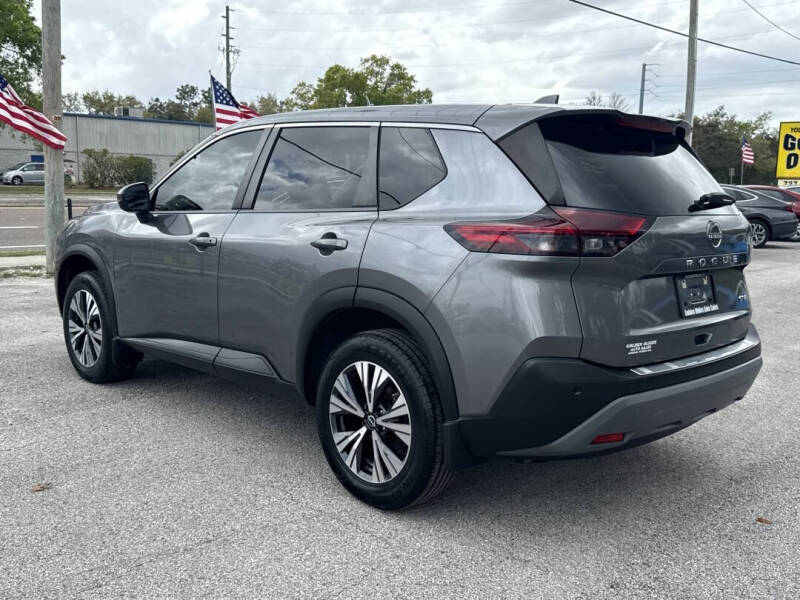 2022 Nissan Rogue SV