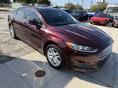 2013 Ford Fusion SE