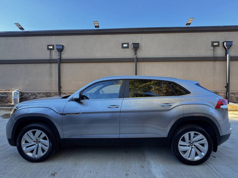 2020 Volkswagen Atlas Cross Sport SE