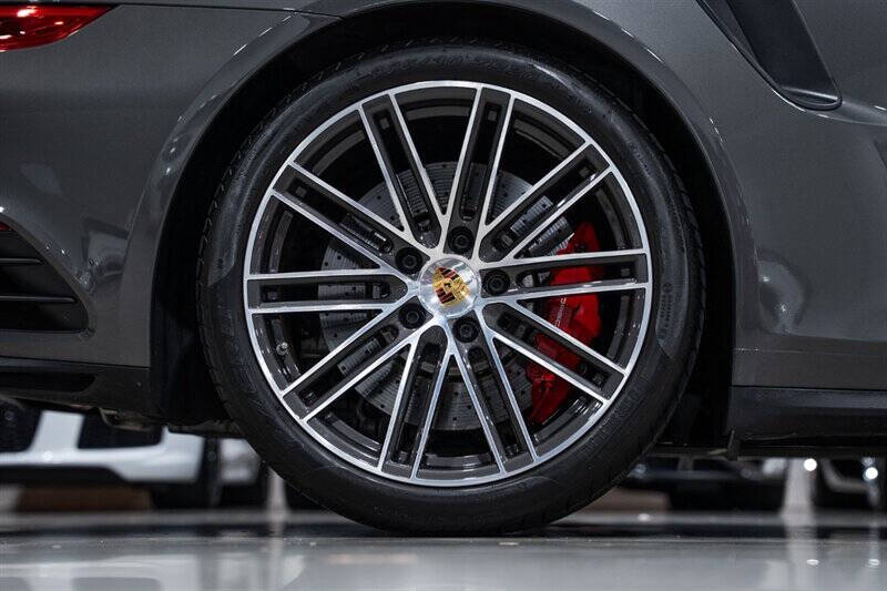 2017 Porsche 911 Turbo
