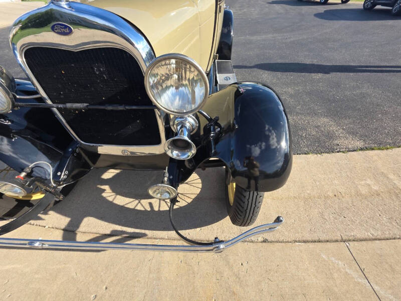 1928 Ford Roadster