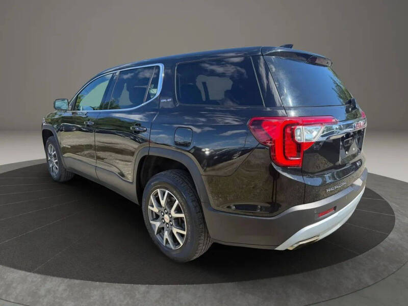 2022 GMC Acadia SLE