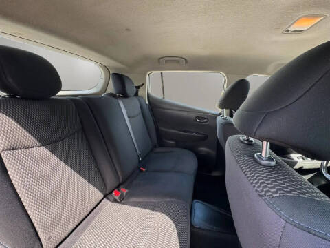 2015 Nissan LEAF S