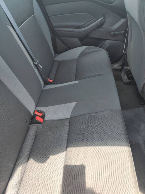 2012 Ford Focus S