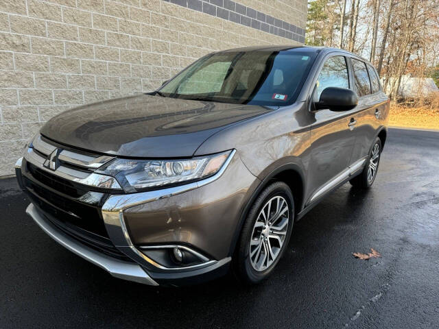 2017 Mitsubishi Outlander for sale at Derry Auto Superstore in Derry, NH