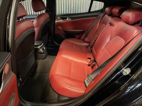 2018 Kia Stinger GT1