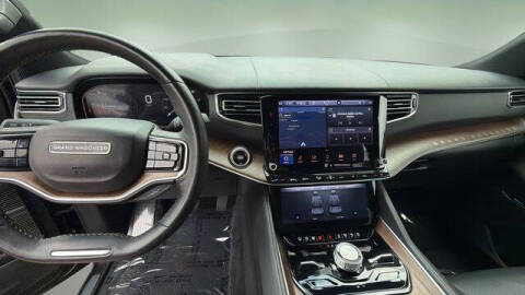 2024 Jeep Grand Wagoneer L