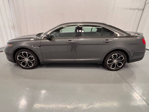 2018 Ford Taurus SHO