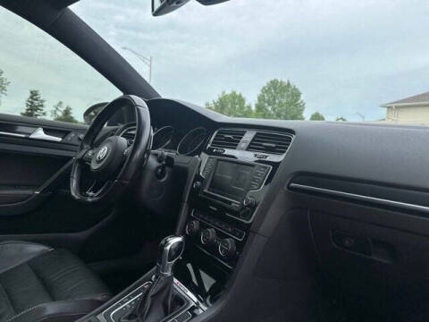 2016 Volkswagen Golf R