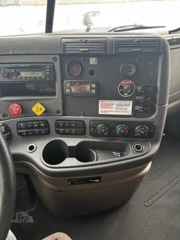 2014 Freightliner Cascadia