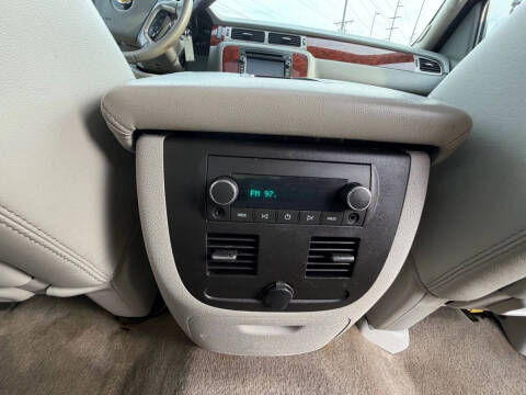 2011 Chevrolet Avalanche LTZ