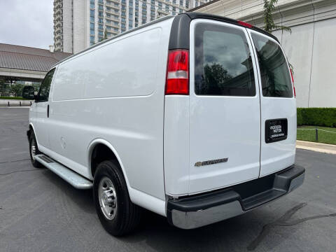 2024 Chevrolet Express 2500