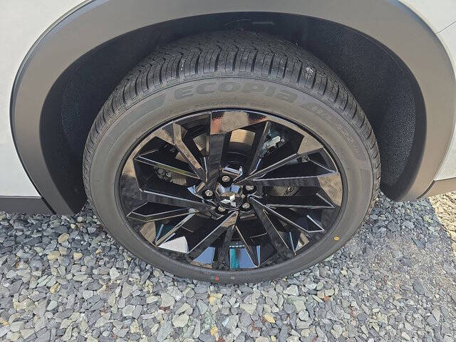 2025 Mitsubishi Outlander PHEV SEL